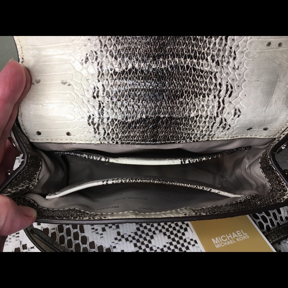 NWT Michael Kors Crossbody Bag - Picture 5 of 8